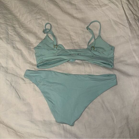 L*space tie front bikini set - size xs - Picture 2 of 3